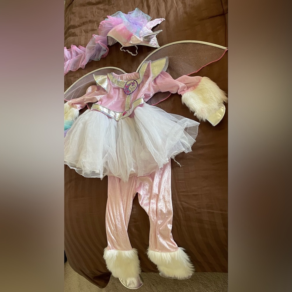 Girls unicorn costume size 5/6